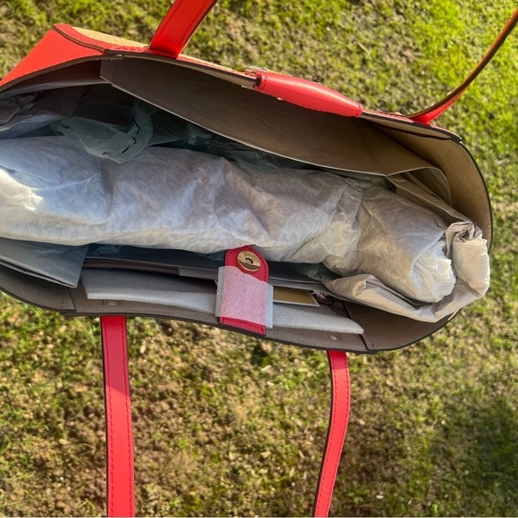 MICHAEL KORS SALMON ans BAMBOO coloured large Tote, NWT - Picture 8 of 16